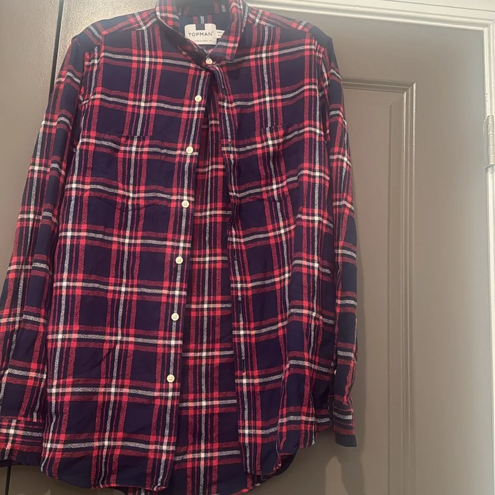 Top Man Plaid Button Up - Picture 4 of 4